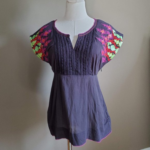 Floreat cap sleeve top w/ embroidery and sequins - Picture 1 of 10